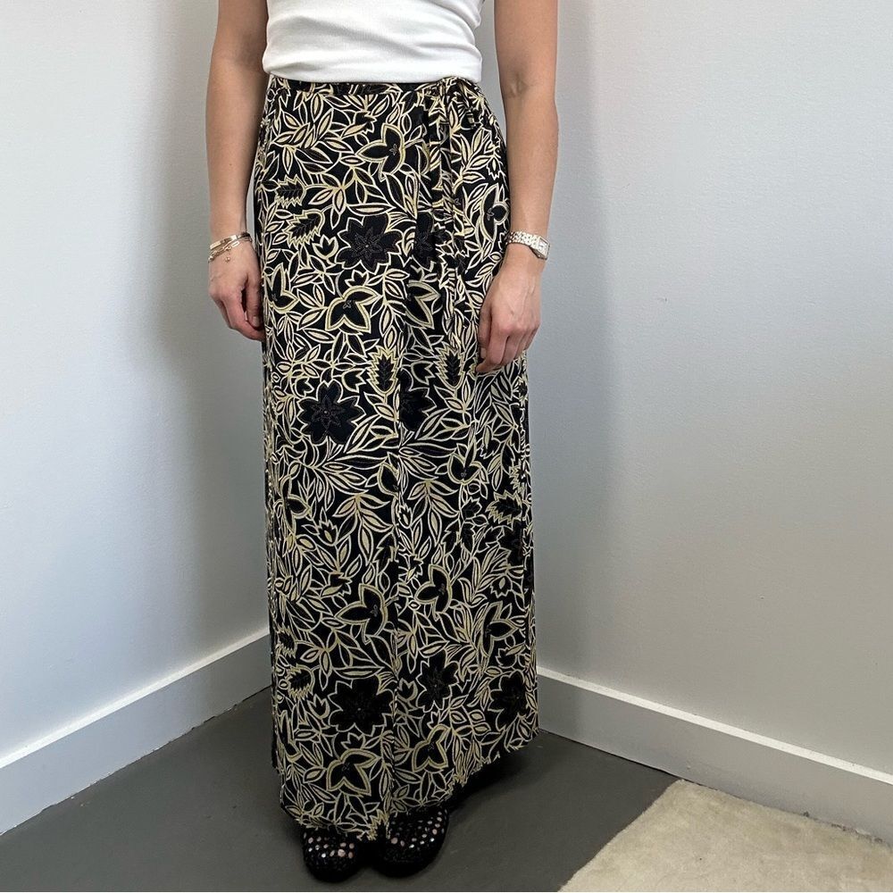 Vintage 90’s Ann Taylor Tan & Black Floral Maxi Wrap Skirt Size S (tag size 6)
